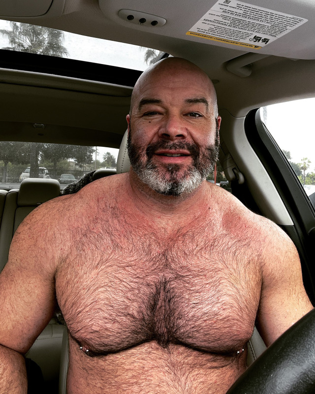 hairydadsandmuscle: