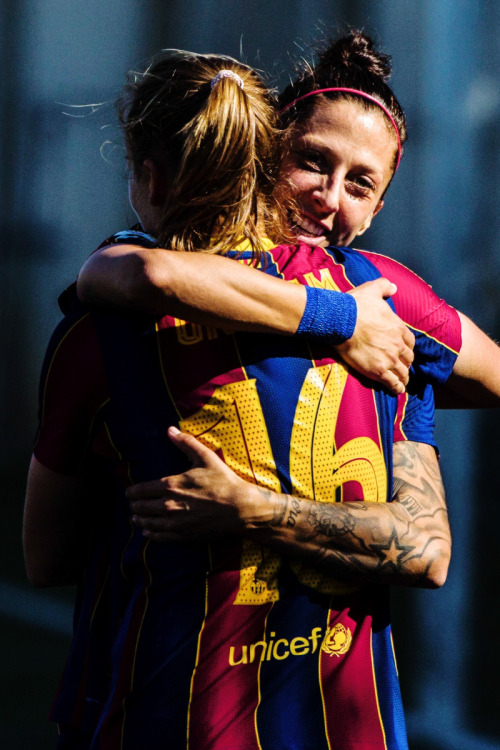 Jenni Hermoso of FC Barcelona celebrates a goal during Primera Iberdrola match between Real Betis an