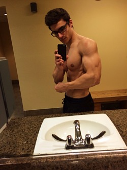 brentwalker092:  Got that whole Clark Kent