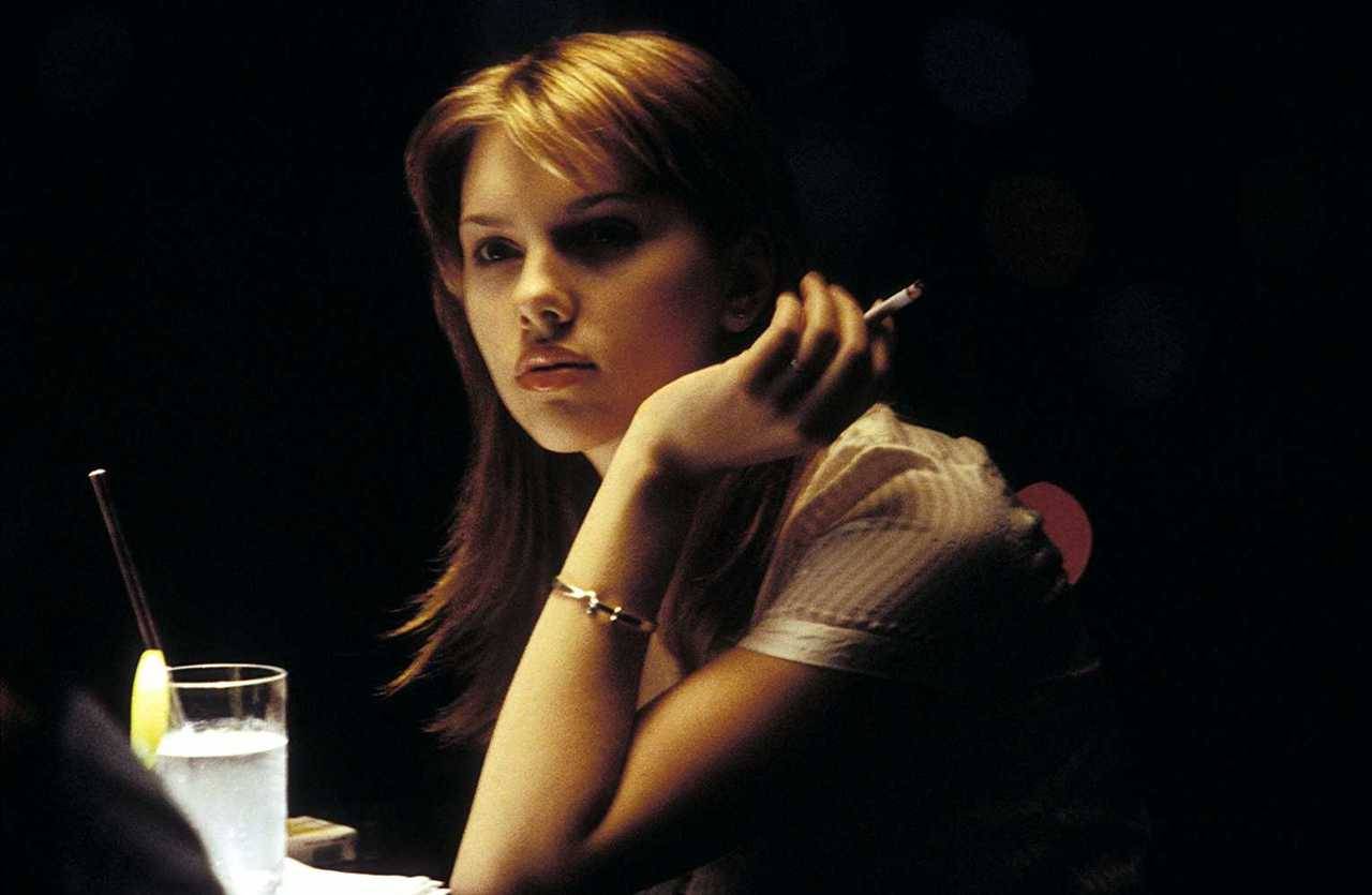 moviesworldwide:    Lost in Translation (2003) - American romantic movieIMDb rating