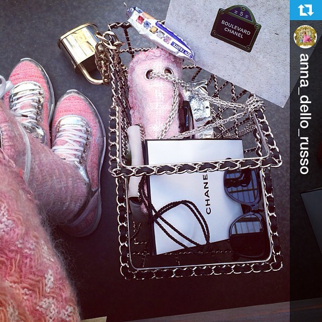 #Repost from @anna_dello_russo #allaboutchanel @chanelofficial show #pinktotaloutfit