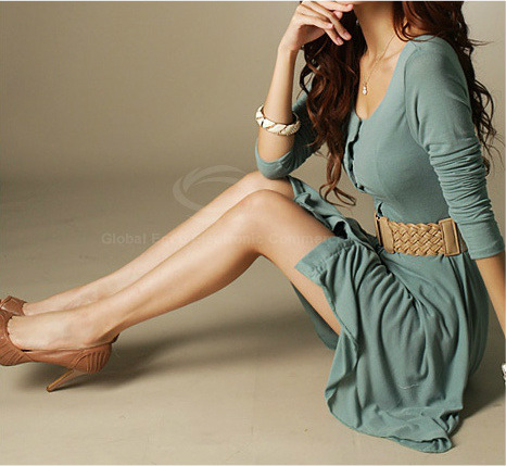 35-24-35: Elegant Solid Color Fastener Embellished Cotton Blend Dress