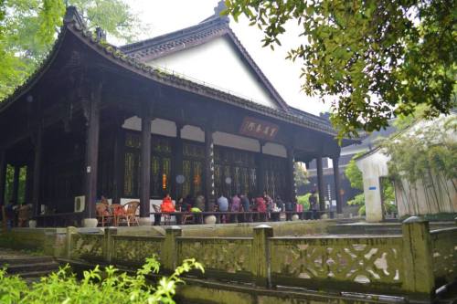 #hangzhou famous for #westlake also had some ancient carvings at a place called #feilaipeak where yo