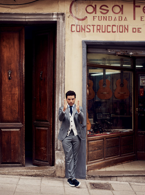 malebimbo:Oscar Isaac by Nathaniel Goldberg - GQ Magazine (Jan. 2016) These are new to me and I am B