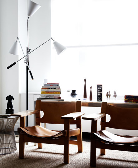 Arredoluce floor lamp and side table by Warren Platner. Spanish Chairs by Børge Mogensen