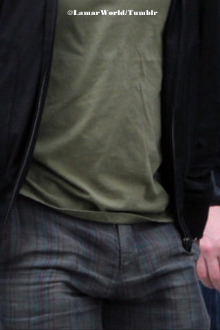 lamarworld:  (PART 2 of 4) Actor Cuba Gooding Jr. ass & bulge. 