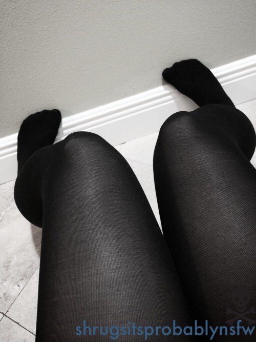 shrugsitsprobablynsfw:  do not delete caption or repost✨