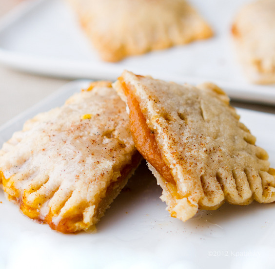 vegan-yums:  Vegan Pumpkin Pie Tarts with Vanilla Glaze 