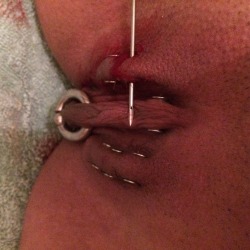 keres-nirvana:  I do enjoy self piercing! 