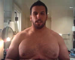 chubbyfrenchy: xplodan:  Drew Manning, the Fit2Fat2Fit guy at 269.  I kind of miss his weekly videos ! 