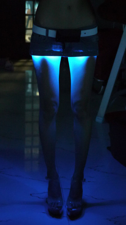 devon-aoki:  blo:  nevver:  Walk this way  #looks  #CONCEPTS