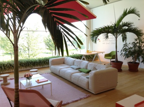 tropic-vibe-s: tropica-kiddo:  vitra house   Follow tropic-vibe-s  for tropical posts ✌❁☯