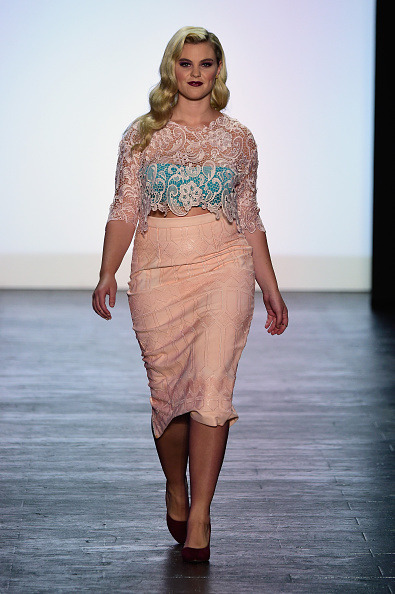 yearofthedinosaursenvy:  Ashley Nell Tipton runway looks from Project Runway season
