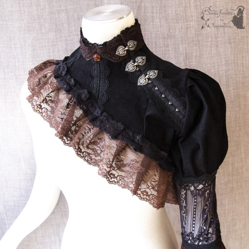  A-symmetrical shrug with brown voile sleeve and brown vintage lace ^^ For all about my designs, see