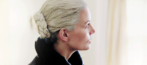 lieutenantducklings:100 days of Emma Swan ❤ Day 2