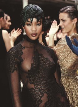 naomihitme: Naomi @ Azzedine Alaïa Fall/Winter