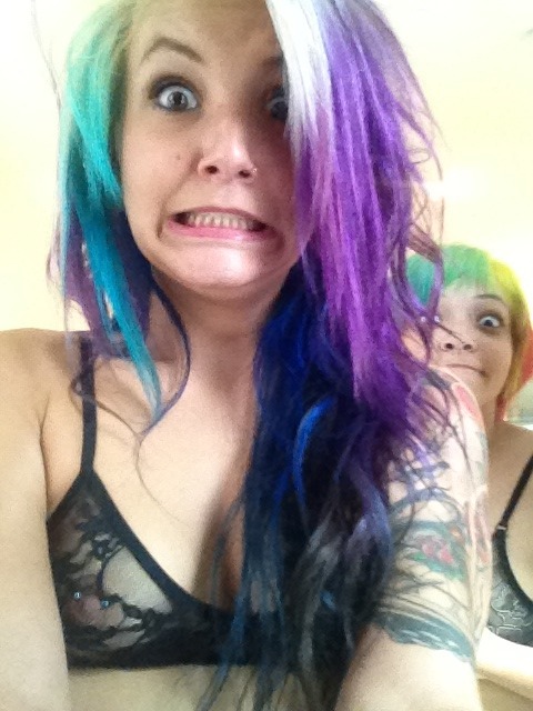 marcelinesuicide:  ph4ntasmag0ria:  x0atlantadelphia:  circa snapped this on my phone and uploaded it to the blog and she has NO idea that its her ID pic in my phone now hahahahaha I love it because Jelisa is creepin in the back and it’s hilarious.