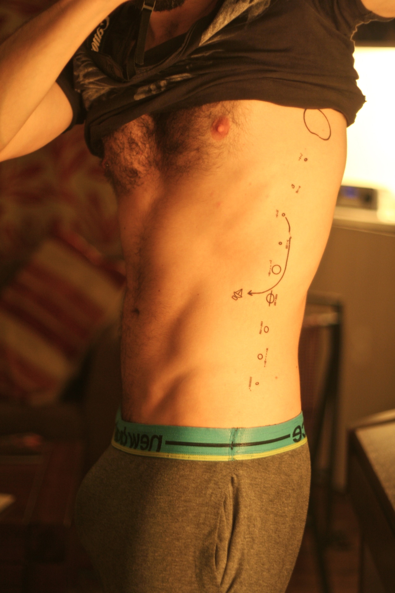 manbunofscience:  Geniune experiment for me.  Momentary ink custom temporary tat.