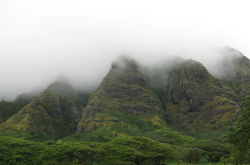 absinthius:  Low Hanging Cloud by Cdn Antman