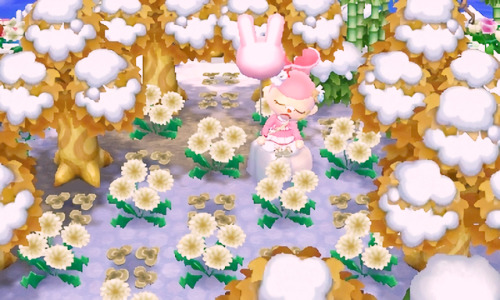 mayor-mami:the snow is pretty but I’m really missing all the green ♡(;﹏; )