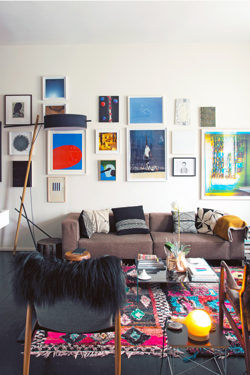 What do artists hang on their walls? Inside the homes of nine top artists - Vogue Living 