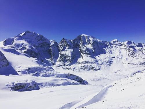 From the top of Diavoleza, St. Moritz ❄️☀️✌️ (presso Bernina Diavolezza)