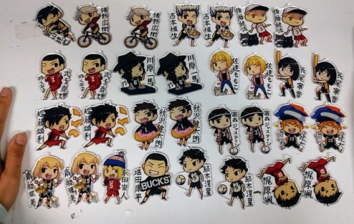  I made custom charms to give to my favorite Engeki Haikyuu actors for when I go watch Shinka no Nat