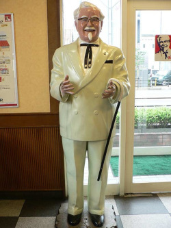 kotakucom:  Well, it’s Japan. This is probably the most logical outcome of having life-sized Colonel Sanders statues there. 