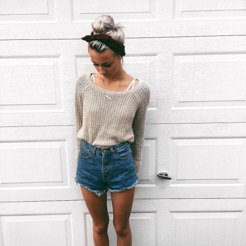 azuhrite: sassyeh: bhloom:// indie / boho / fashion want a promo? send me “:)” for more info 