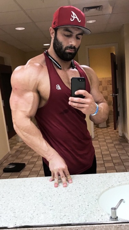 musclegodselfies:Gokhan Eskin