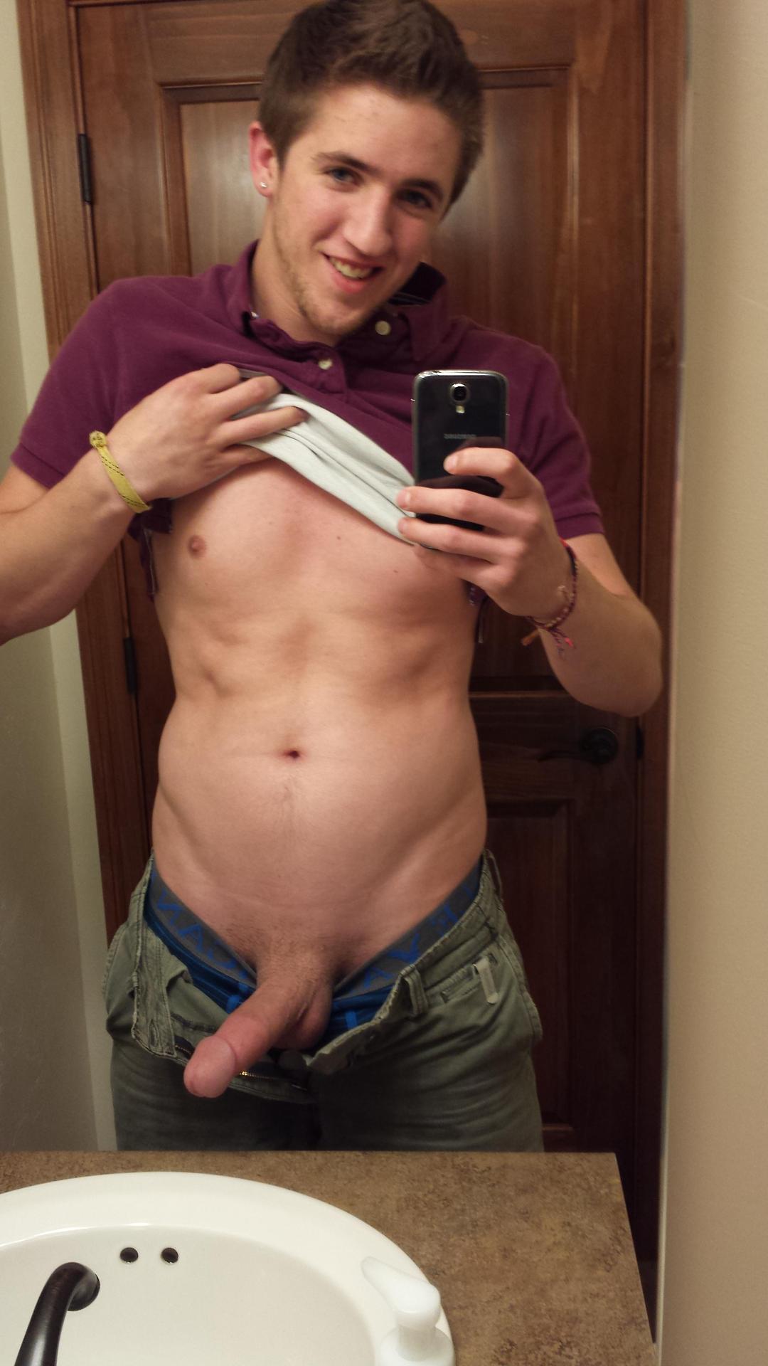ratethestraight:  Rate Andrew here with 50 likes/reblogs if you think he makes the