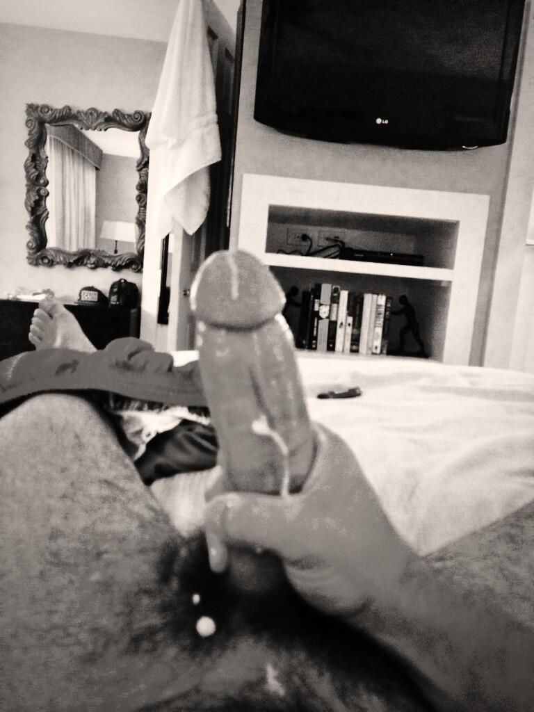 colungafrank:  TOMMY DEFENDI’S DICK