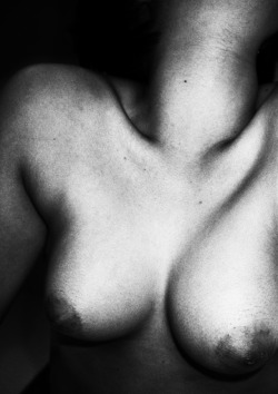 romantisme-pornographique: Jacob Aue Sobol, I, Tokyo, n/d.