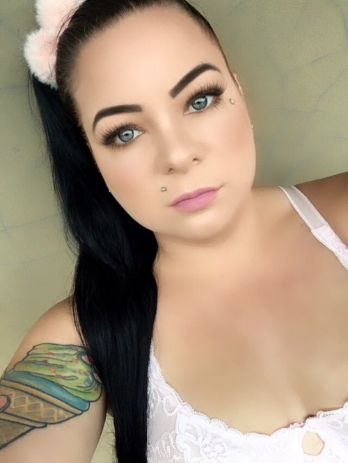 krybaby666:🎀                Krybaby666                 🎀