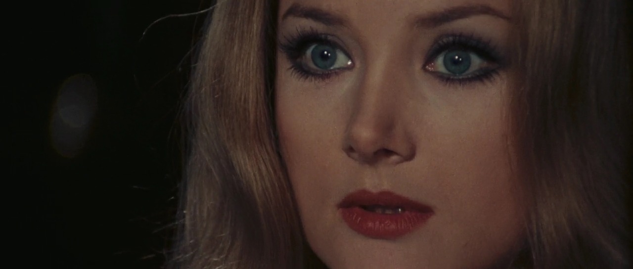 silkenscreen:  The Red Queen Kills Seven Times (1972) dir. Emilio Miraglia 