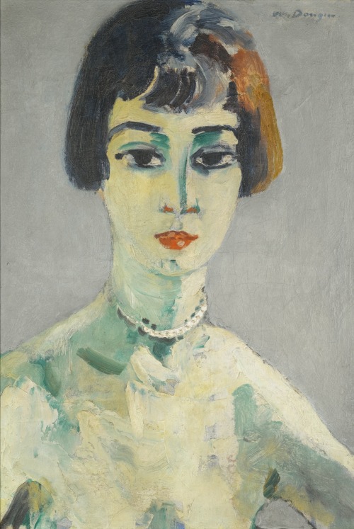 Kees van Dongen Suzanne. 1925-30Oil on canvas55.5 by 38.5 cm 