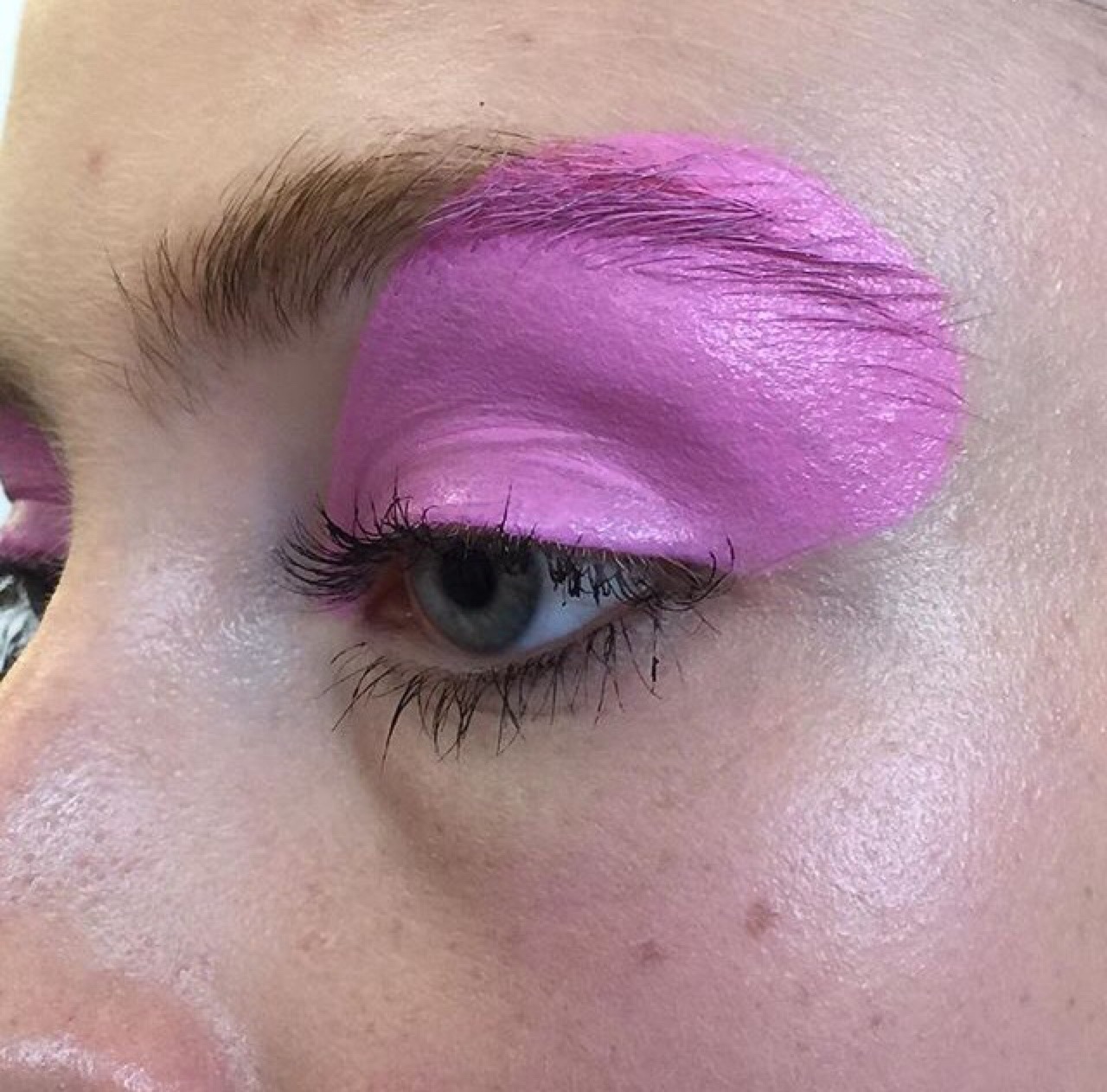 peep:  https://instagram.com/p/BAxARaoQWIA/