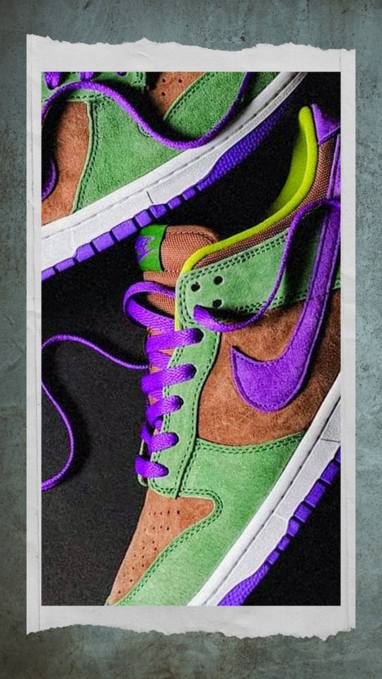 Sneaker Savvy - Nike Dunk Low SP Veneer