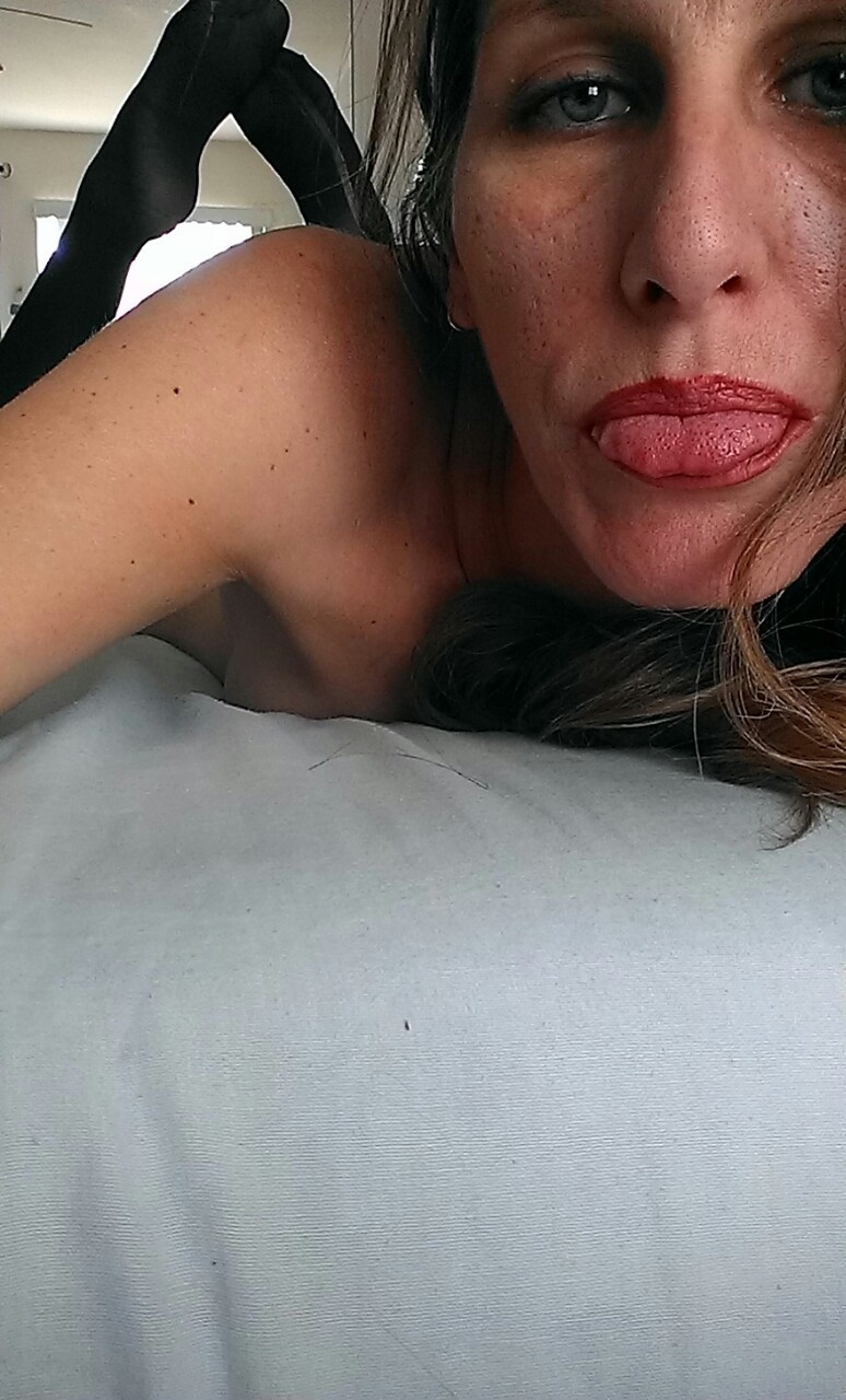 bakedhoney:  Last one for now. Time to smoke a bowl and have lunch. 
