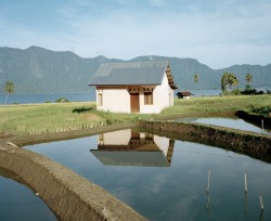 kent-andreasen: Fish farm  Sumatra 