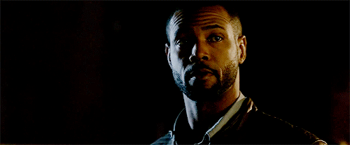 alecligthswood:  even simon, a vampire, is team werewolves 