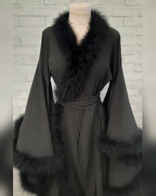 Widow robe in black. Undying classic. #widowrobe #blackrobe #gothgirl #gothfashion #gothwife #blackf