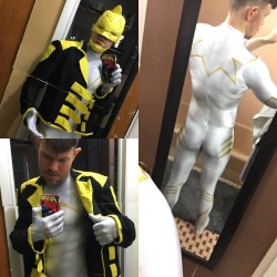 gaycomicgeek: There’s a con this weekend. I may wear this. I hear the Con is going to be Awesome! See what I did there? The convention is called AWESOME Con…dad joke level raises by +1 #gaygeek #gaycosplay #raycosplay #gaycomicgeek