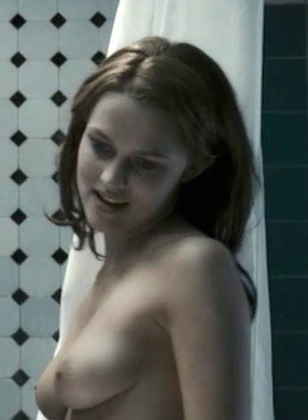 famoustits23:  245 TERESA PALMER Age 29. Bra size 32B BORN: Adelaide,  AUSTRALIA FILMS: The Grudge 2, The Sorcerer’s Apprentice,  Warm Bodies 