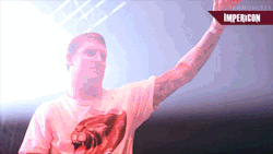 keedenandkel:Parkway Drive - Karma Live at Impericon Festival II