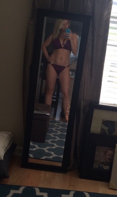 curveappeal:  First time posting here!!! I’m 27 years old and I have two kiddos. I eat healthy and exercise as part of a healthy lifestyle but I find myself unable to get under 145 pounds these days. Looking forward to joining other confident women
