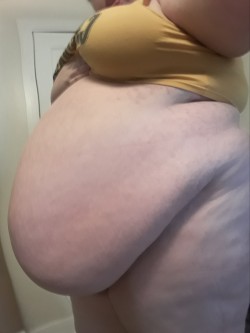 XXX bbwstonerr:A big tummy update bigger and photo