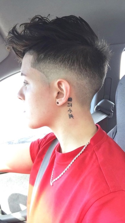 kiillemwithkindness:What I tell my barber: (trying to grow more width so leaving the very top alone)