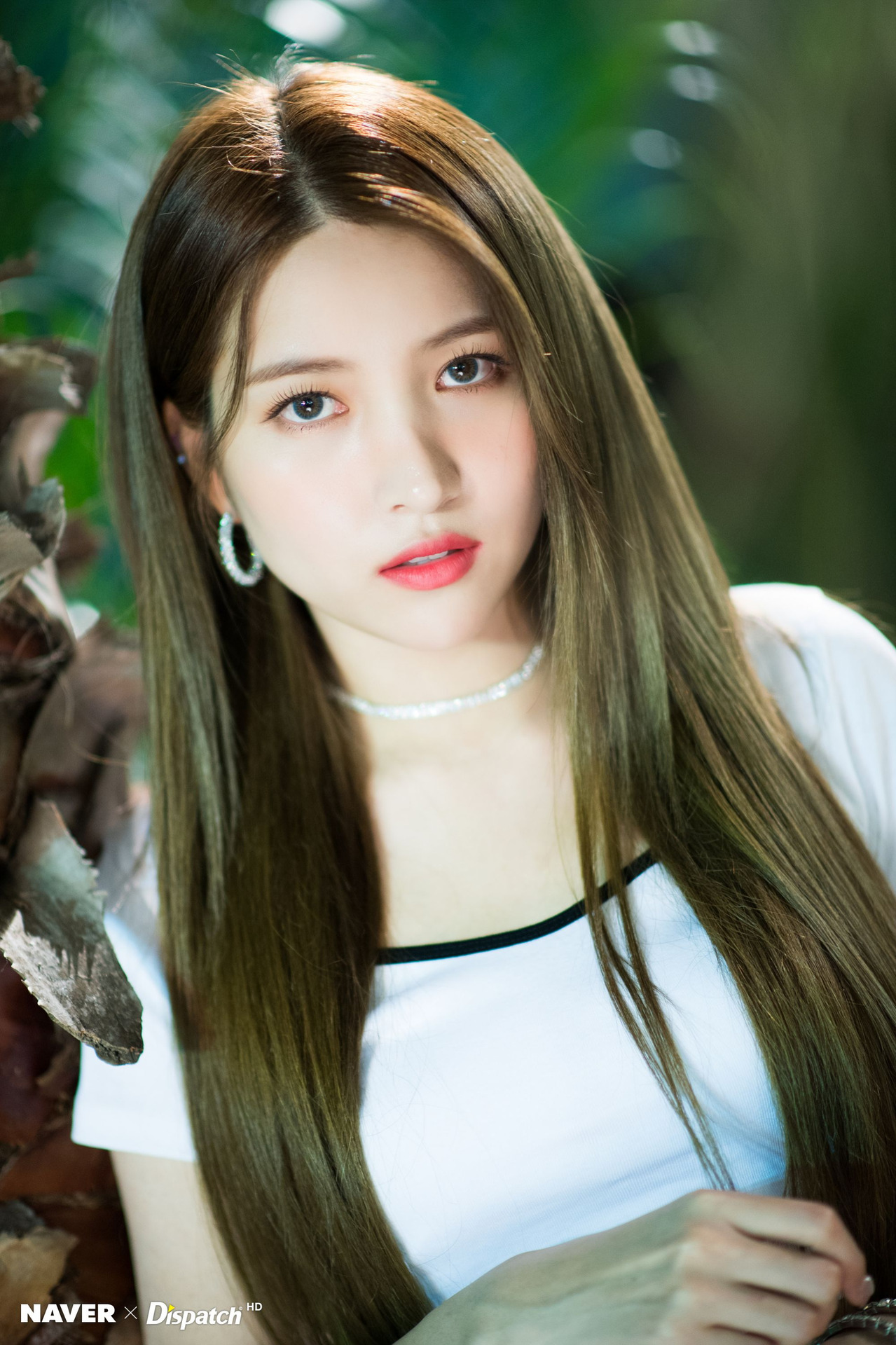 korean-dreams-girls:  SoWon (GFriend) - 7th Mini Album ‘FEVER SEASON’ Promotion