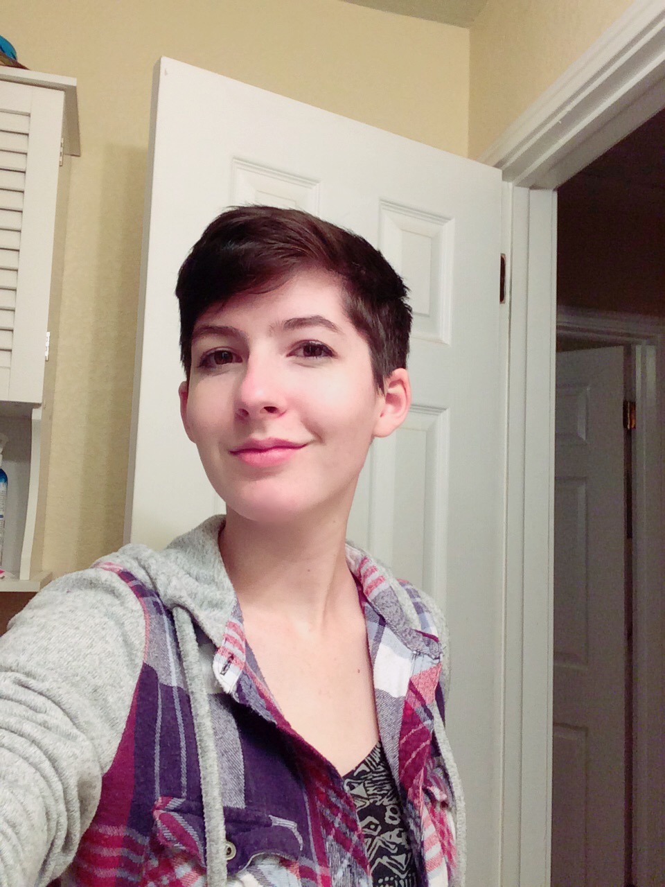 lozey-jones:  It’s been awhile since I posted a selfie. I took this, like, two